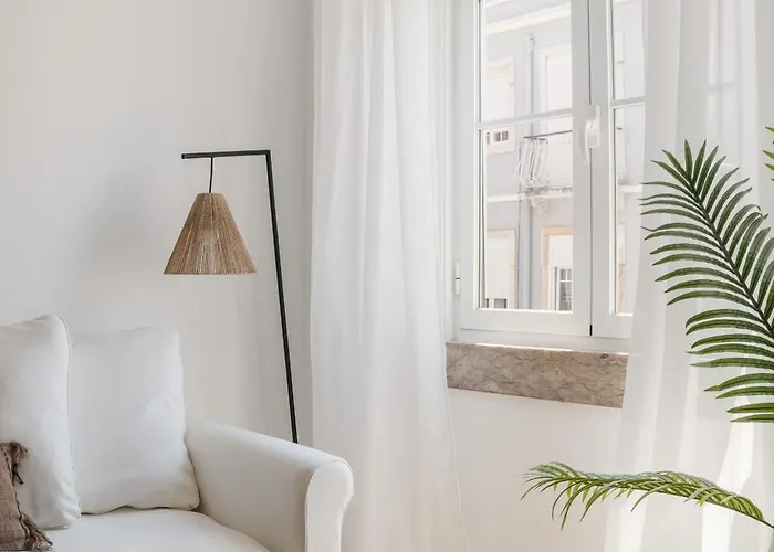 Apartment Typical 2br In Campolide Lissabon