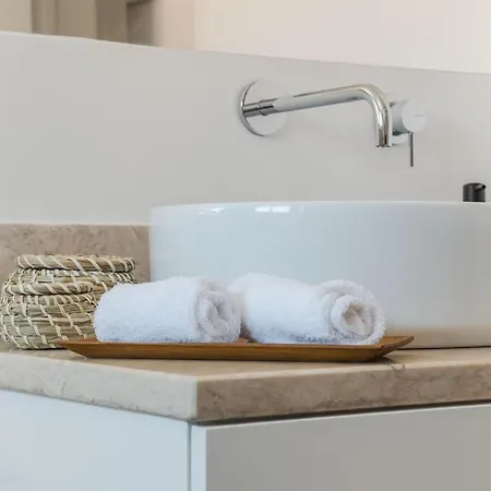 Typical 2br In Campolide