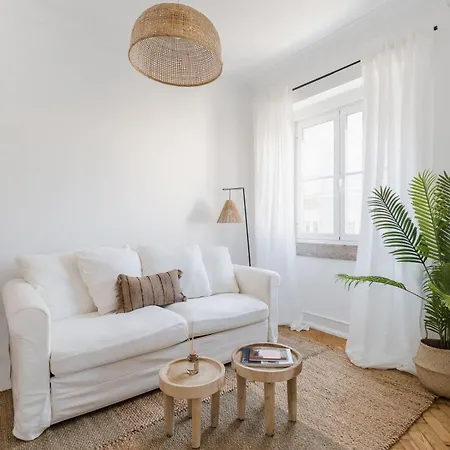 Typical 2br In Campolide Lisboa